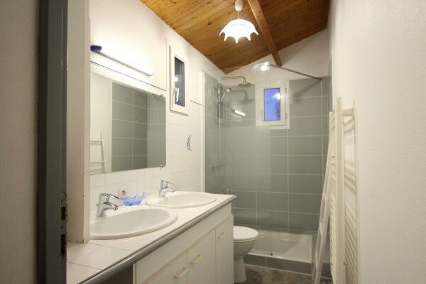salle-deau-double-vasque-132664