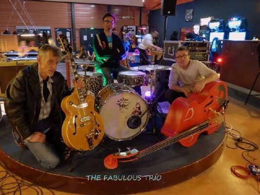 imgcarousel-name-mising