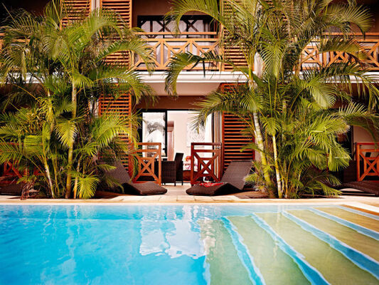 Iloha Seaview Hotel