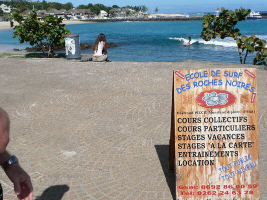 Ecole de Surf des Roches Noires