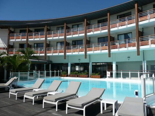Vue extérieure de l'Hôtel Bellepierre - Hôtel Bellepierre