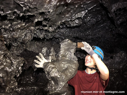 terre_cameleon_tunel_de_lave - Terre Caméléon