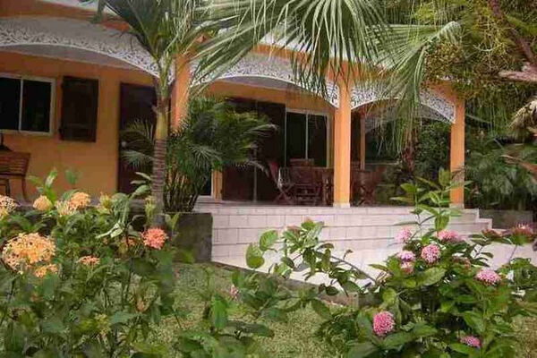 Villa Savanna (La)