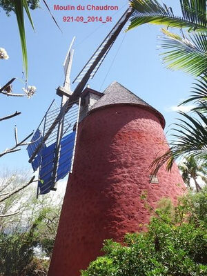 Moulin et la Grande Maison du Domaine du Chaudron (Le)