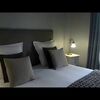 la levraudière : la chambre châtaigne