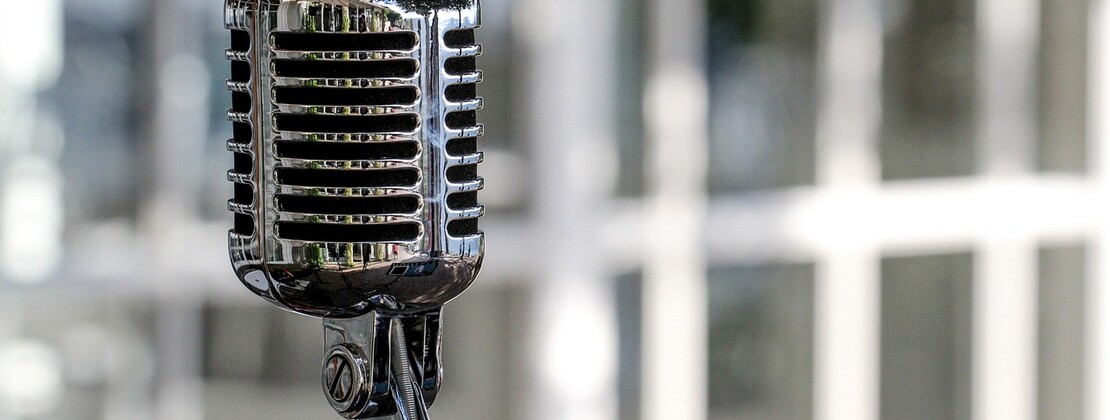 microphone.jpg