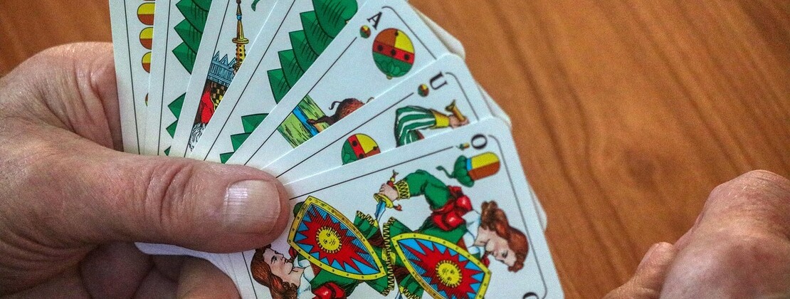 cards-4745613_1280.jpg