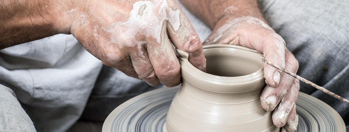 pottery-1139047_1280.jpg