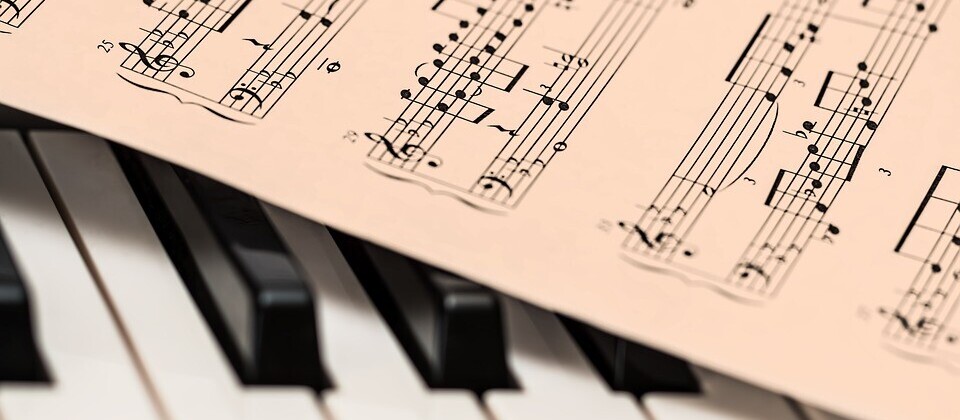 piano.jpg