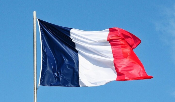 flag-3283466_1280.jpg