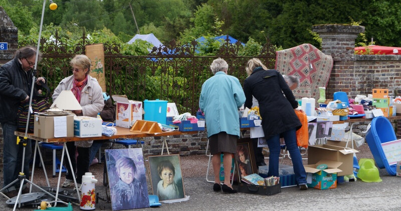 vide-grenier Paisy Patricl Scaeffer1.jpg