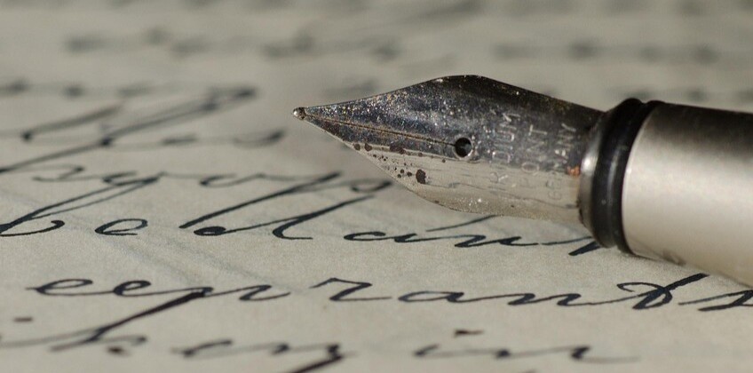 fountain-pen-447575_1280.jpg