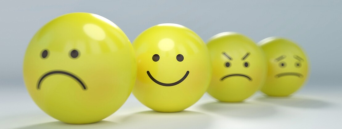 smiley-2979107_1280.jpg