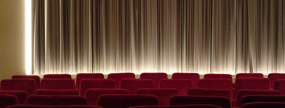 cinema-2093264_1280 (1).jpg