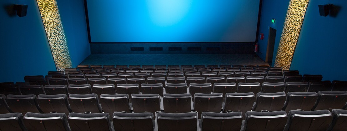 movie-theater-2502213_1280.jpg