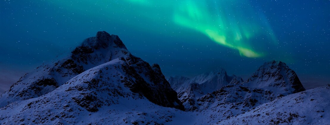 northern-lights-6862969_1280.jpg