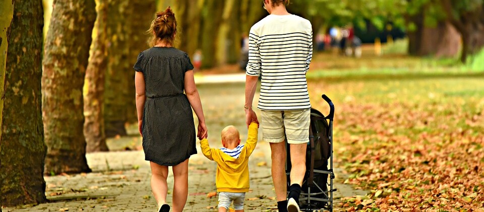 famille. CP MabelAmber.jpg