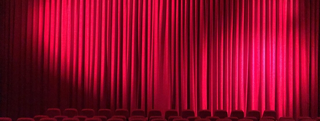 movie-theater-2556157_1280.jpg
