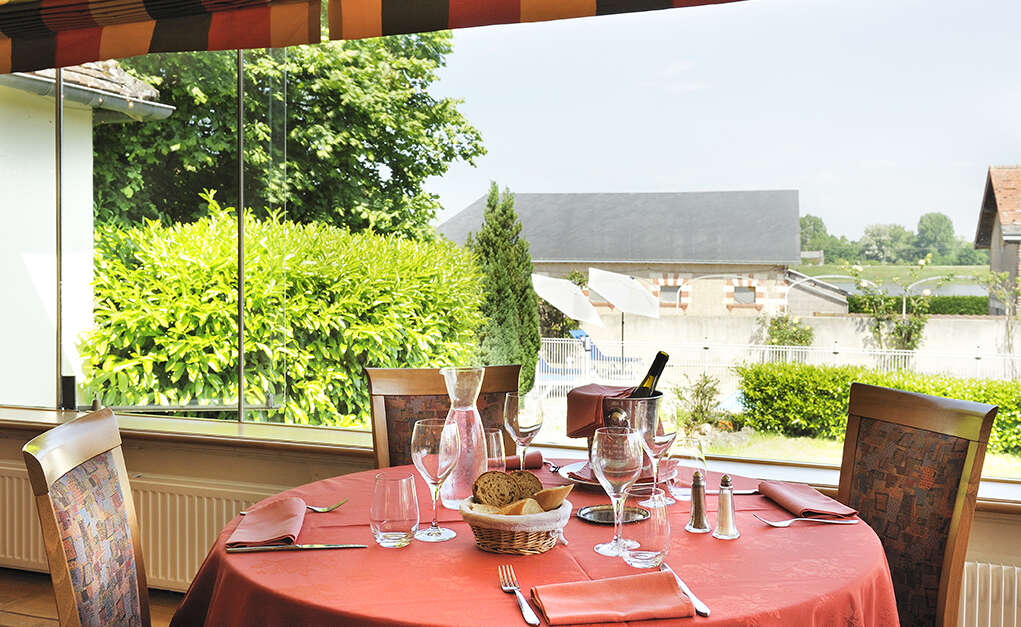 Menu at Hostellerie du Château restaurant, ChaumontsurLoire