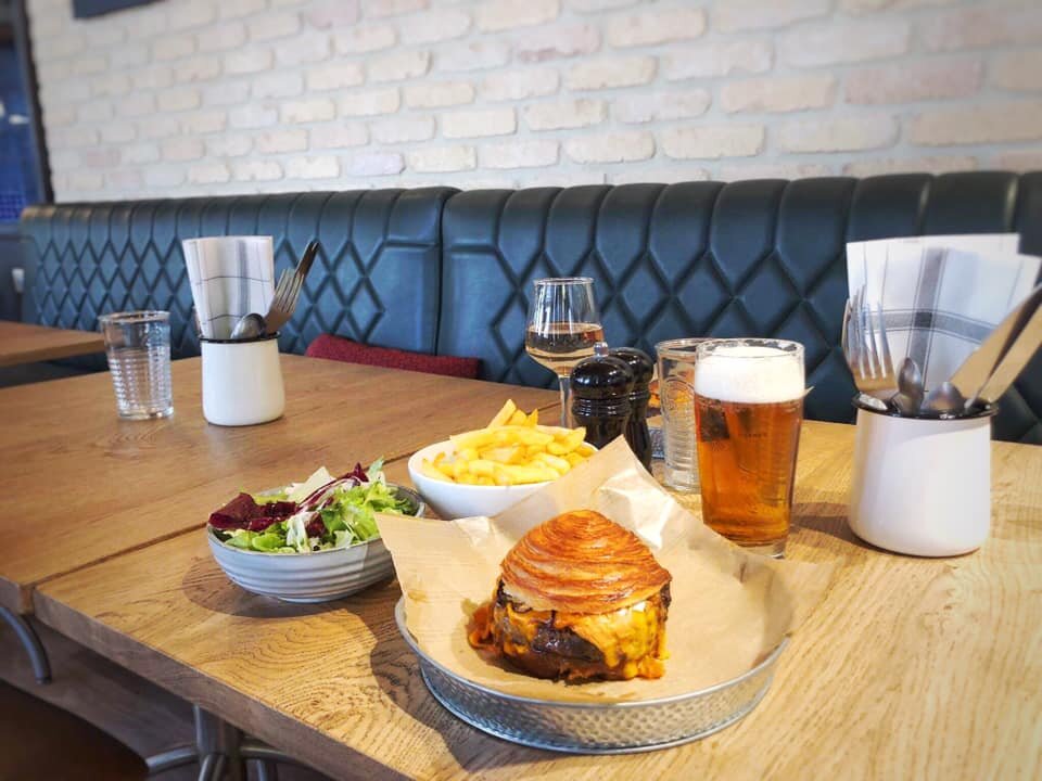 Charlie's Corner Restaurant 2021 SAINT-OMER