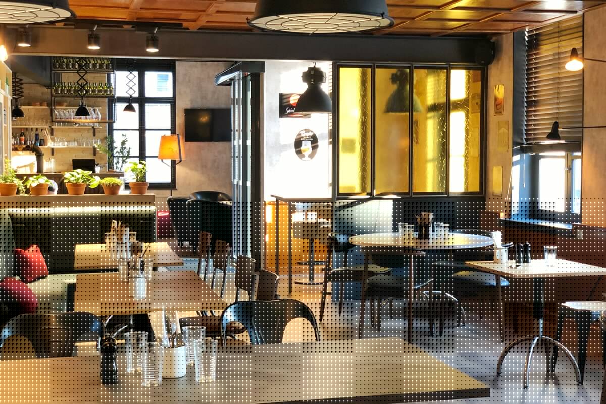 Charlie's Corner Restaurant 2021 SAINT-OMER