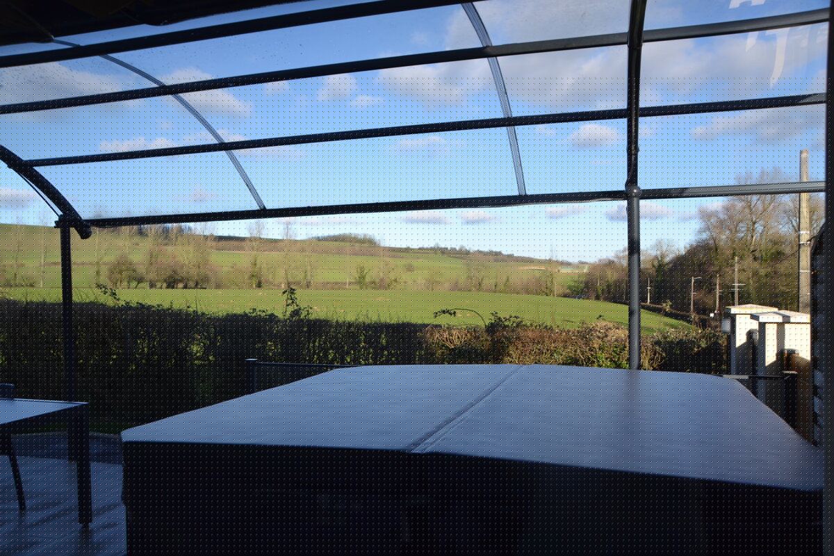 Le Bonheur est dans le pré, spa