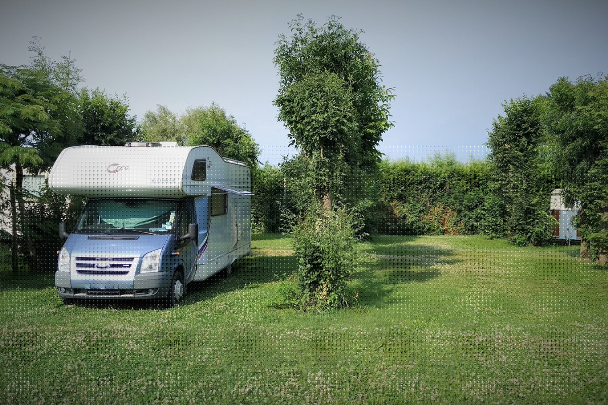 Aire de camping-car Aire sur la Lys