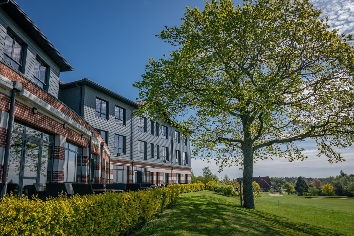 48 - Hôtel du Golf - Extérieurs © Tourisme en Pays de Saint-Omer