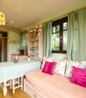 LA ROULOTTE DE LA VILLA DES CHOUETTES
