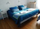 Les Brulonnes-chambre-bleue-vue5.jpg