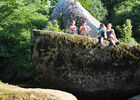 rocher-branlant-jardin-des-chirons-2000bressuirais (pw) 5238.jpg