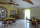 nueil-les-aubiers-chambres-dhotes-la-minaudiere-salle-petit-dejeuner.jpg