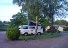 Argentonnay-camping-du-lac-dhautibus-aire-camping-car1-sit.jpg