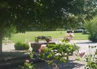 La-Levraudière,-détente-au-jardin.jpg