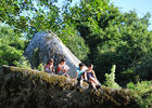 rocher-branlant-jardin-des-chirons-2000bressuirais (pw) 5244.jpg
