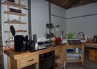 nueil-les-aubiers-chambres-dhotes-la-minaudiere-cuisine.jpg