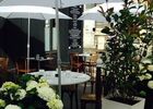 La terrasse Le Chapeau Melon.JPG