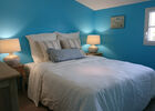 CHAMBRE BLEU CYAN.JPG
