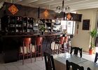 Shanghai-bar-sit.jpg