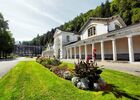thermes exterieur fleuri LUCHON