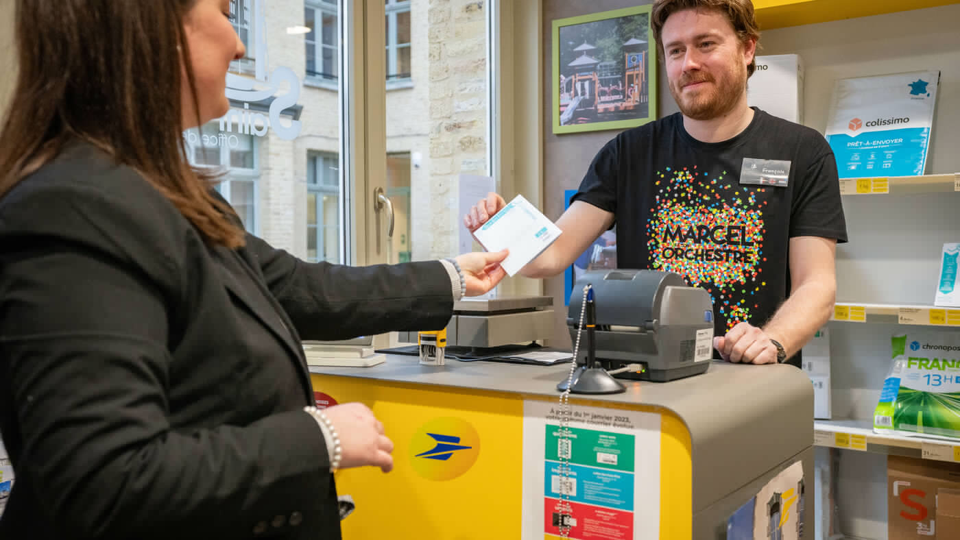 Point La Poste de l'Office de Tourisme de Saint-Omer 2024