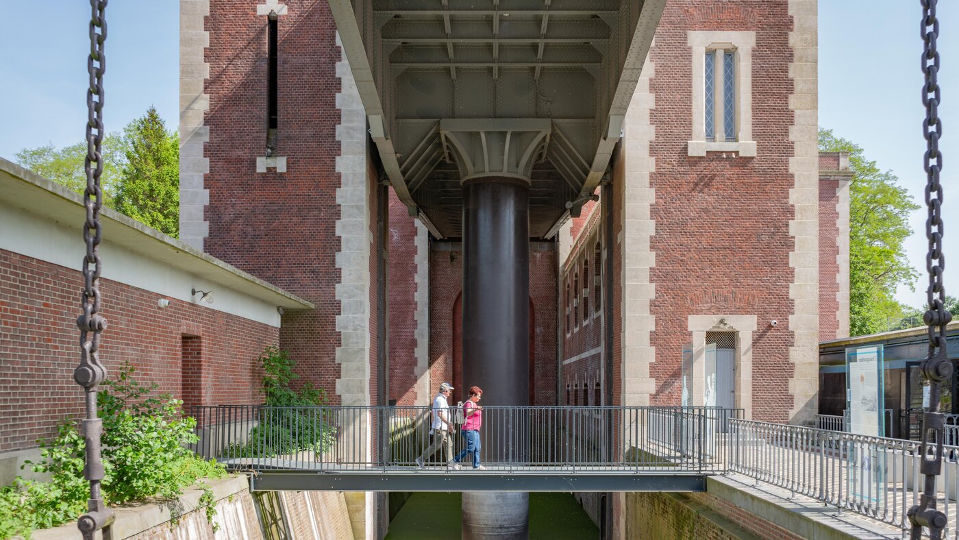 Extérieur - Ascenseur à Bateaux des Fontinettes - Arques