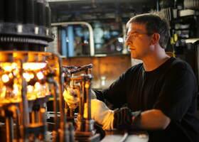 Arc France, four verre atelier