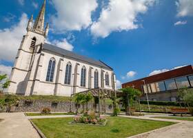 Parc et Église de Lumbres © Tourisme en Pays de Saint-Omer