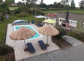 piscine parasol