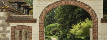 Domaine du Tournefou le porche.JPG