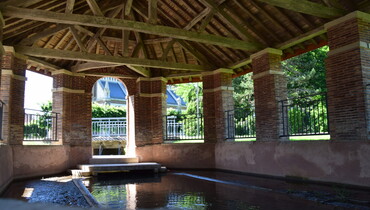 Lavoir Bercenay-en-othe.JPG