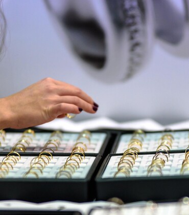 jewelry-store-1803808_1280.jpg