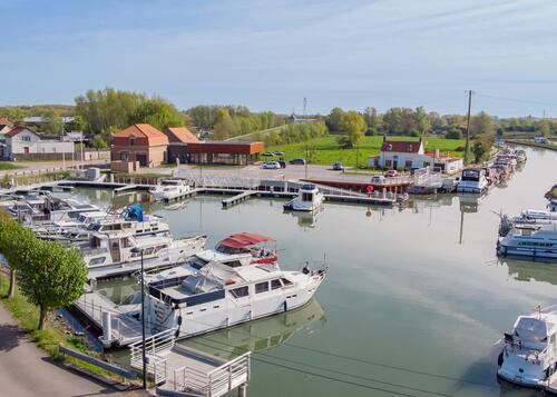 16 - Drone - Port Fluvial d'Aire-sur-la-Lys © Tourisme en Pays de Saint-Omer (2) © SPL TOURISME SAINT OMEr