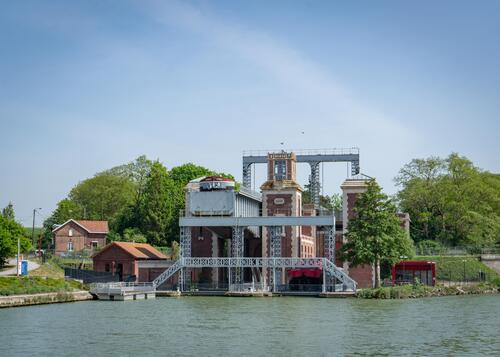 95 - Extérieur - Ascenseur à Bateaux des Fontinettes - Arques © Tourisme en Pays de Saint-Omer (1) © Quentin MAILLARD